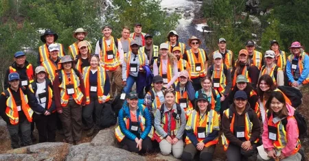 S Imew Alumni 2024 group picture