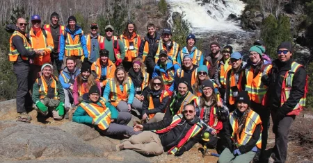 S Imew Alumni 2017 group picture